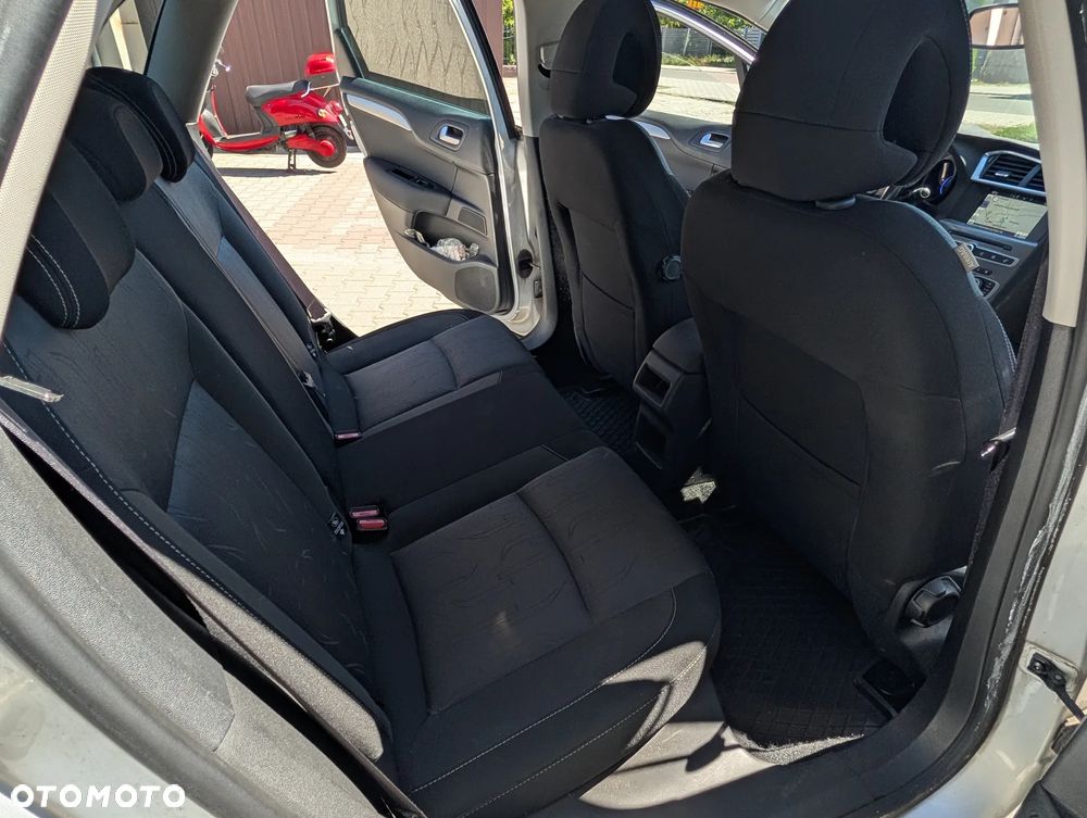 Citroën C4 HDi 90 Attraction - 26