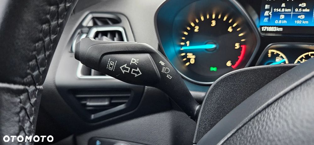 Ford Kuga 2.0 TDCi 4x4 Titanium - 22