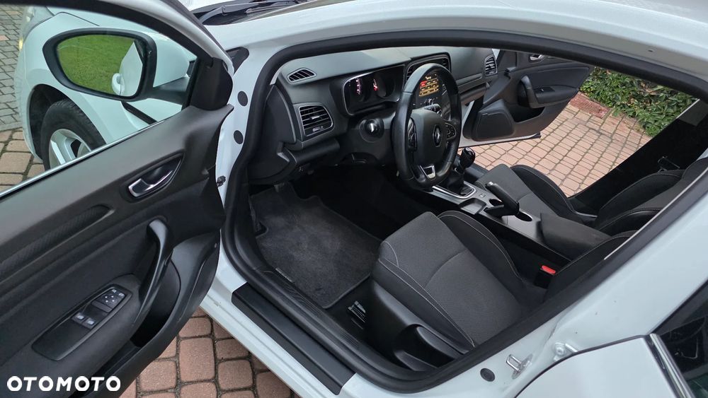 Renault Megane 1.2 Energy TCe Intens - 32