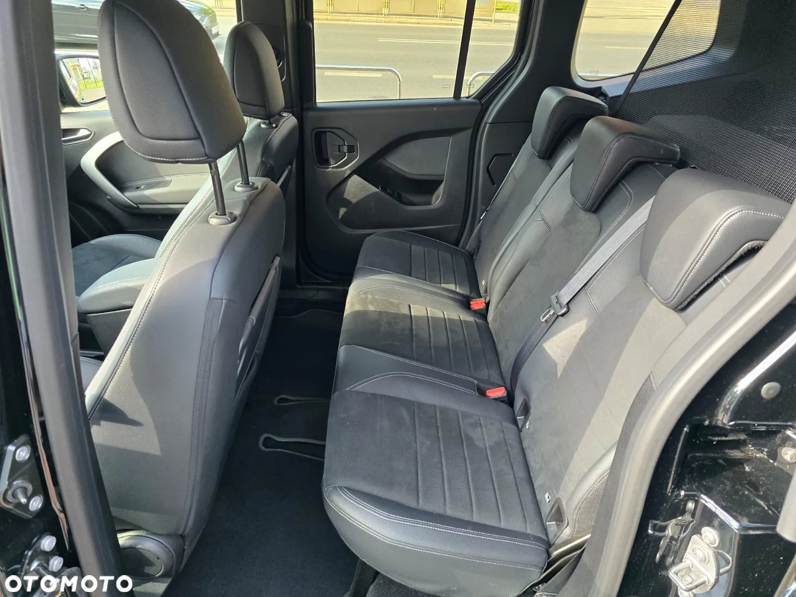 Mercedes-Benz Klasa T 180 d Progressive - 11