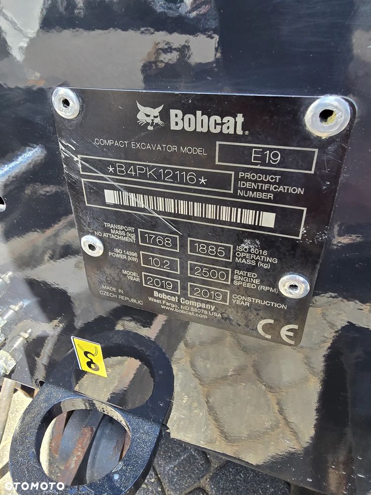 Bobcat E19 - 12