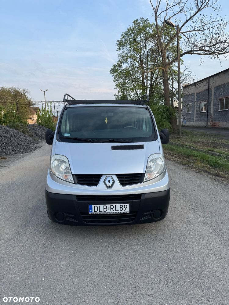 Renault Trafic - 2