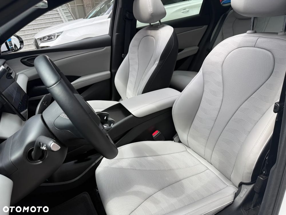 BYD Seal 6 - 8