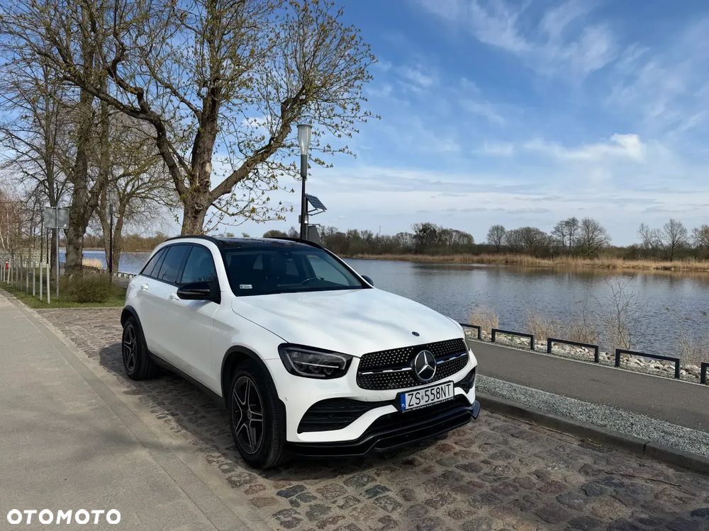 Mercedes-Benz GLC 200 4Matic 9G-TRONIC AMG Line - 18