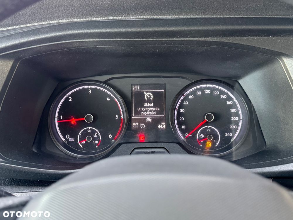 Volkswagen Transporter - 18