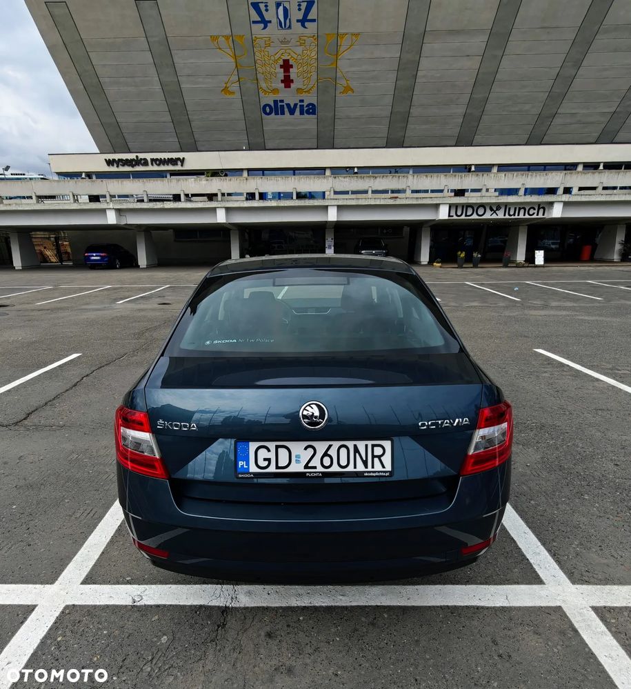 Skoda Octavia 1.4 TSI Ambition - 6