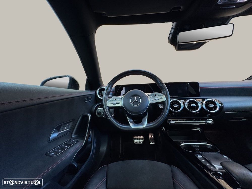 Mercedes-Benz CLA 200 d - 11