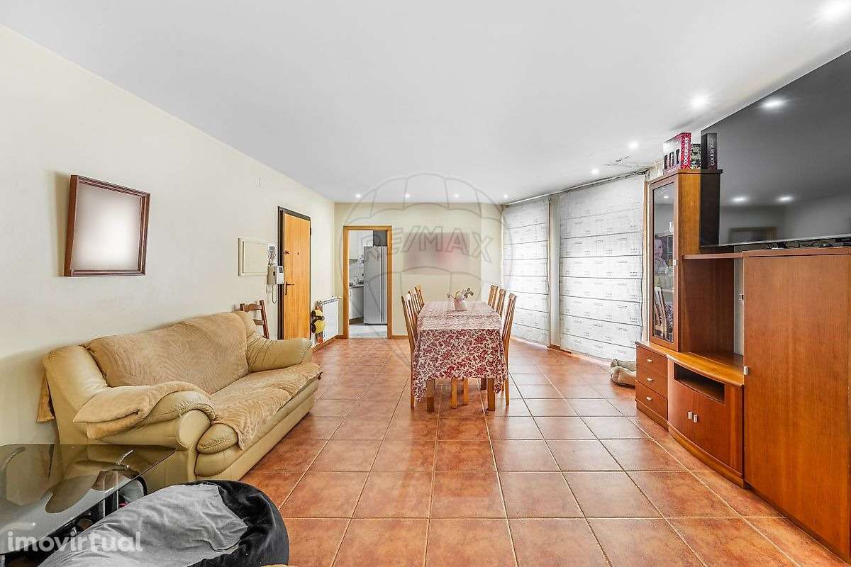 Apartamento T2 com varandas a 5 min da praia | Póvoa de Varzim - Grande imagem: 2/15