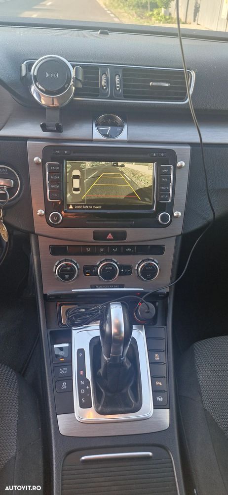 Volkswagen Passat 2.0 TDI BlueMotion Tehnology DSG Comfortline - 2