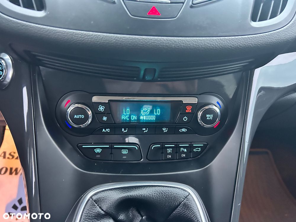 Ford Kuga - 26
