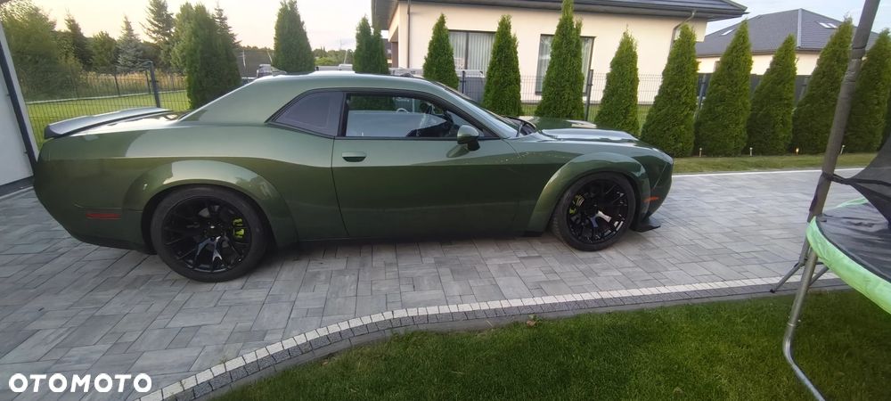 Dodge Challenger 5.7 R/T - 8