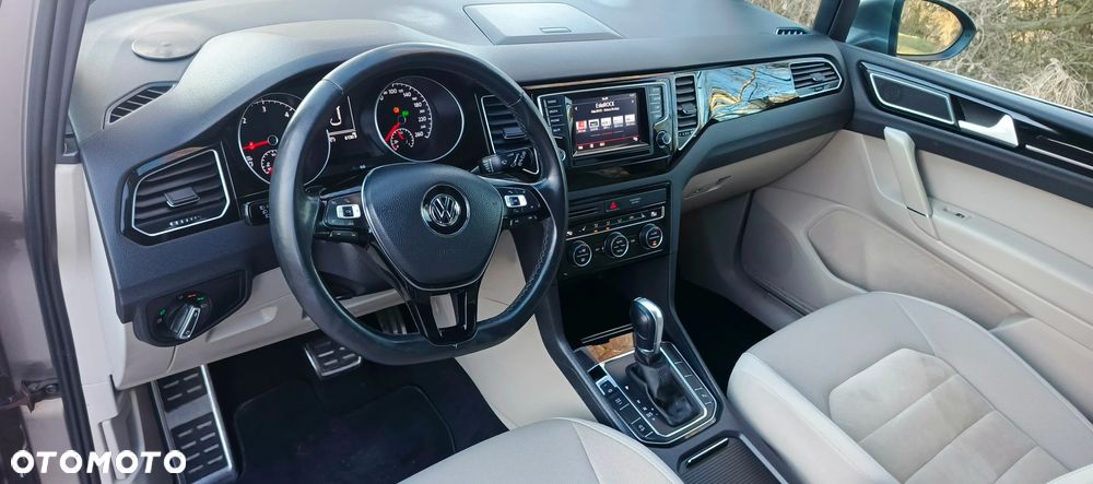 Volkswagen Golf Sportsvan - 14