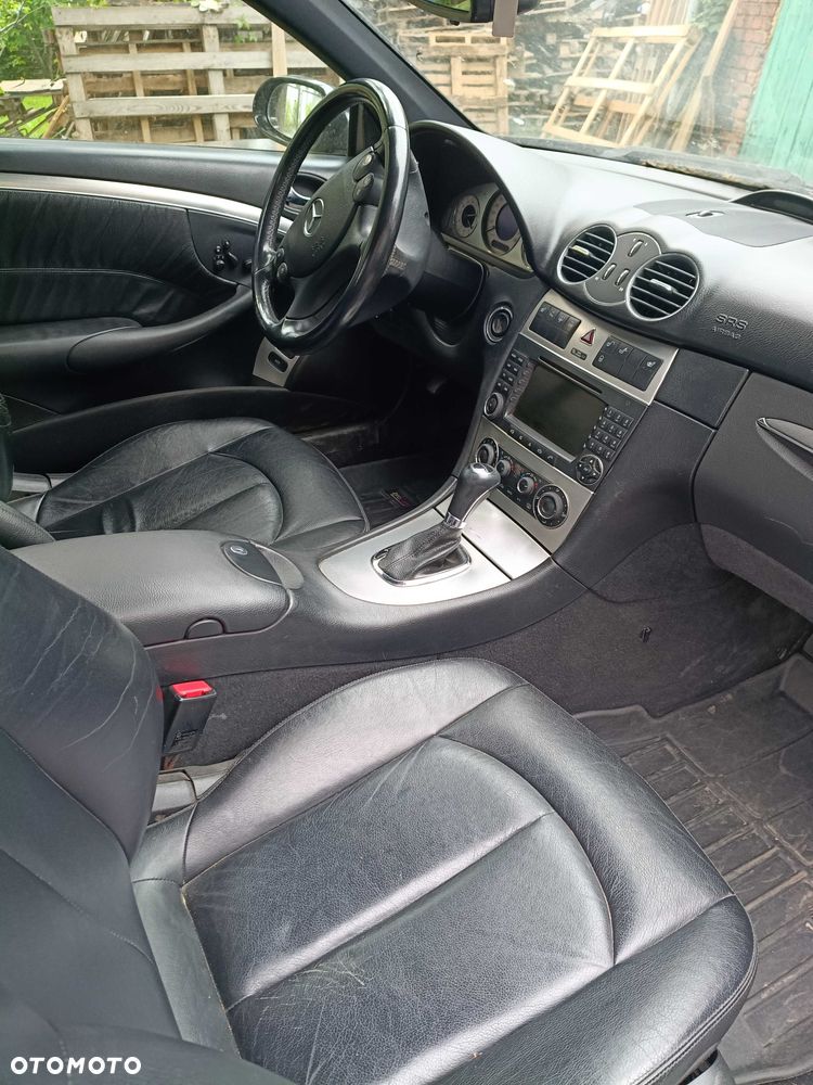 Mercedes-Benz CLK - 4