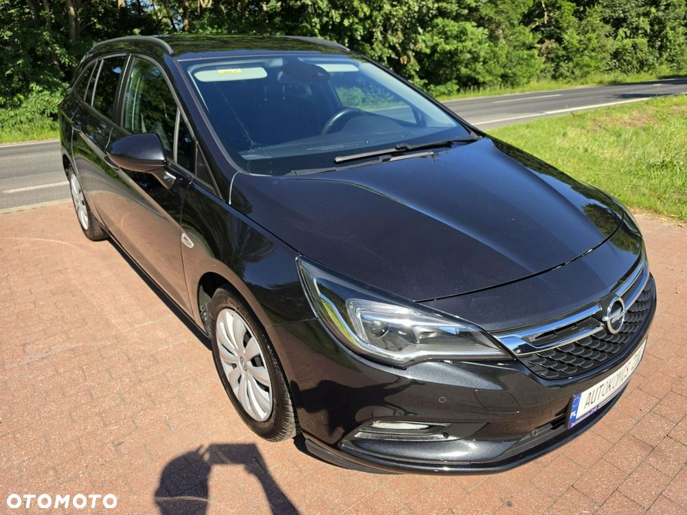 Opel Astra 1.6 CDTI Active - 11