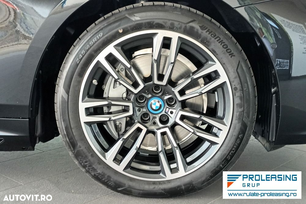 BMW i5 xDrive40 - 7