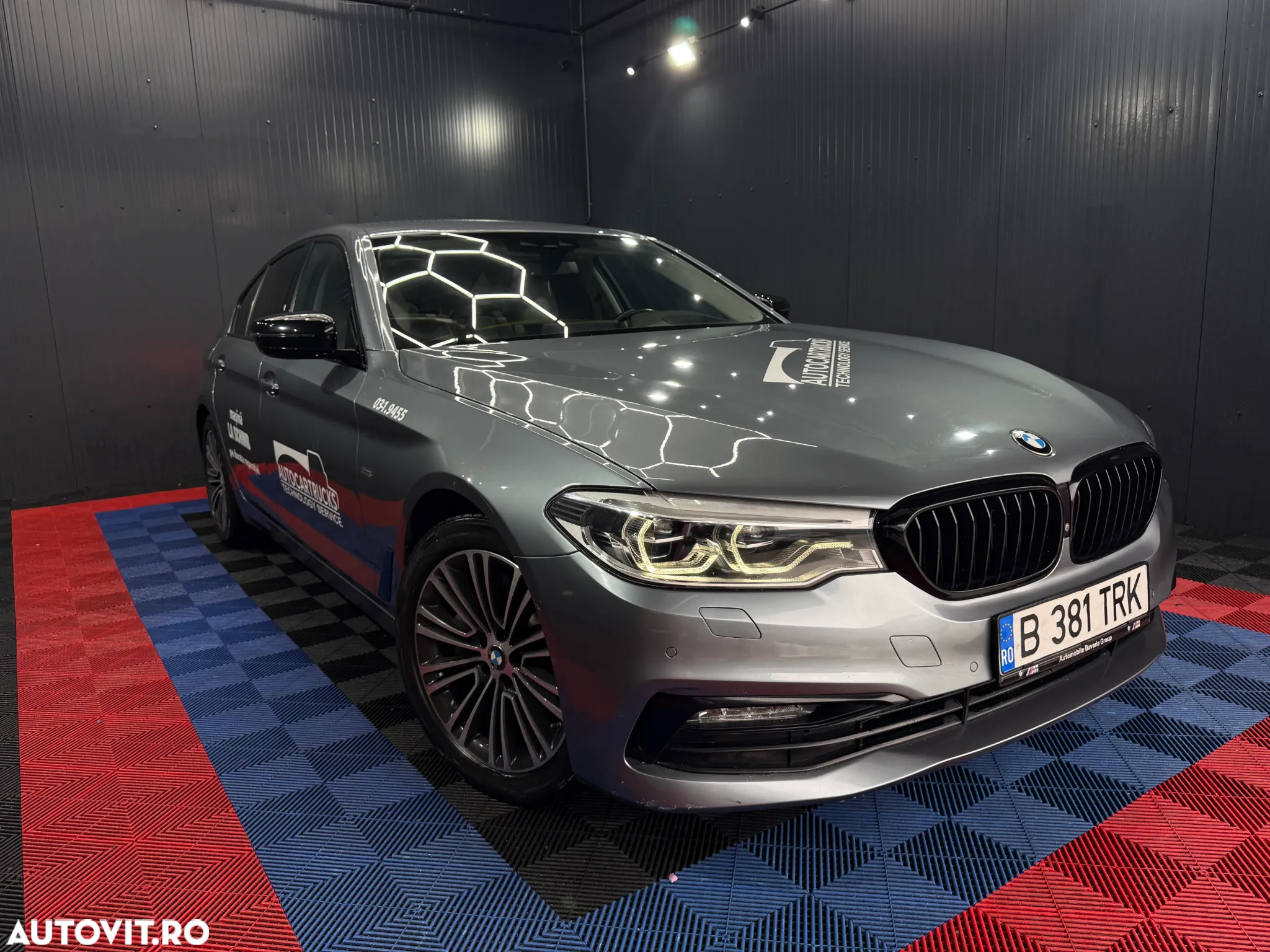 BMW Seria 5 530d xDrive AT - 2