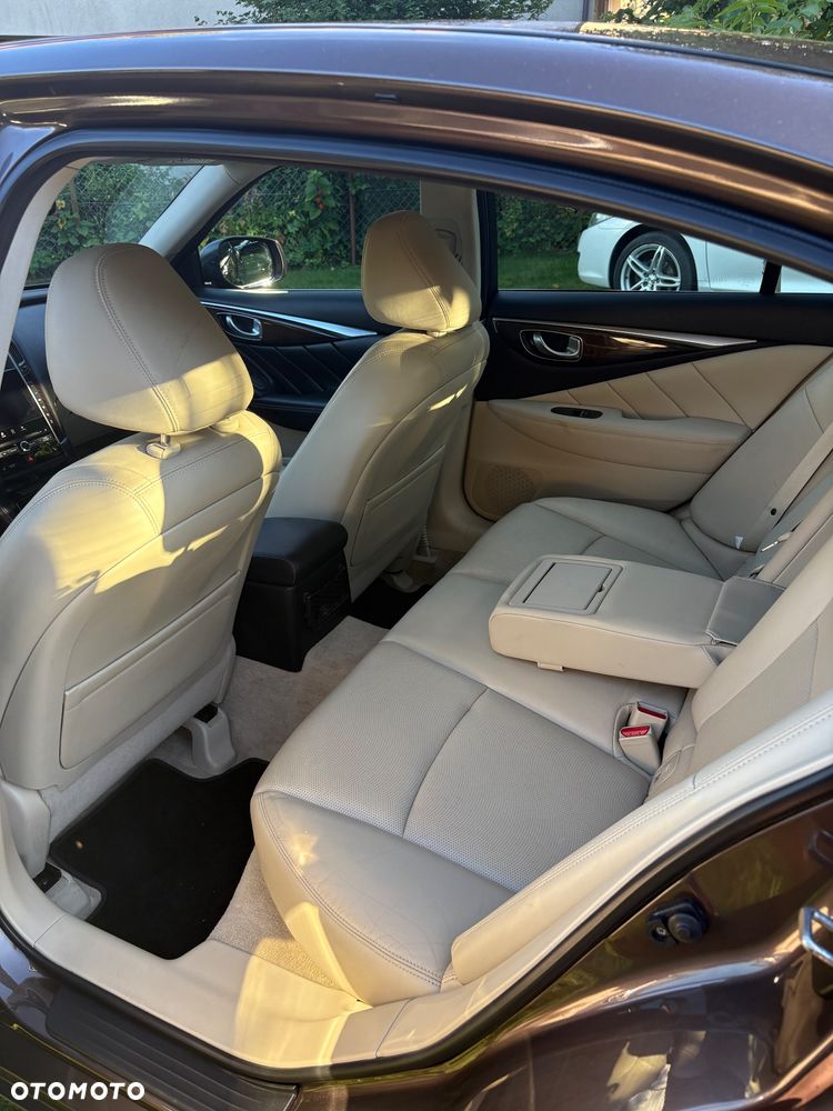 Infiniti Q50 2.2d EU6 - 14
