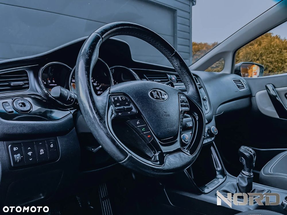 Kia Ceed 1.6 CRDi M - 12