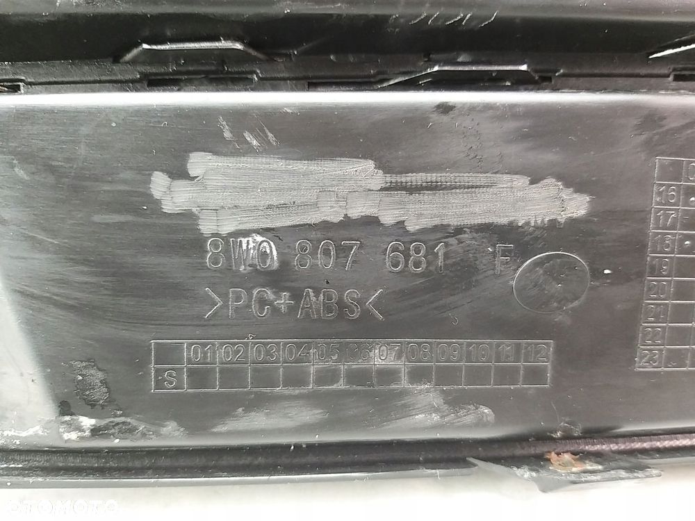 Kratka zderzaka Audi A4 B9 8W 8W0807681F - 2