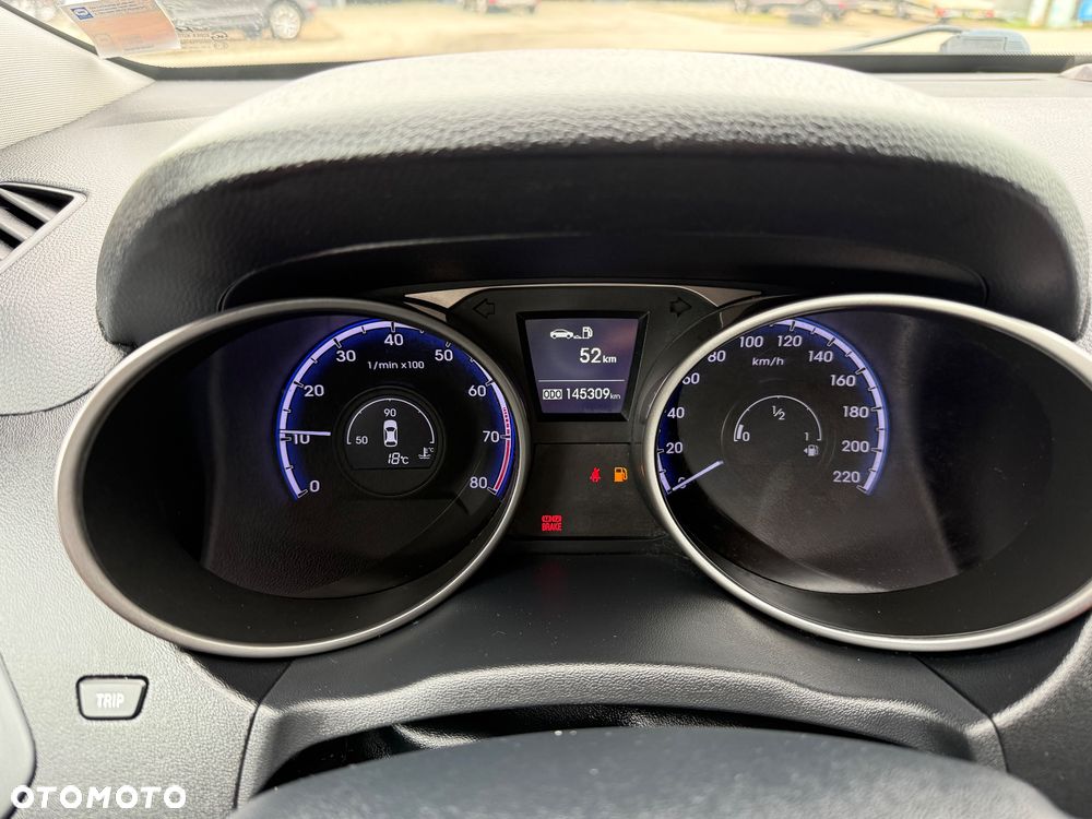 Hyundai ix35 1.6 GDI Premium 2WD - 24