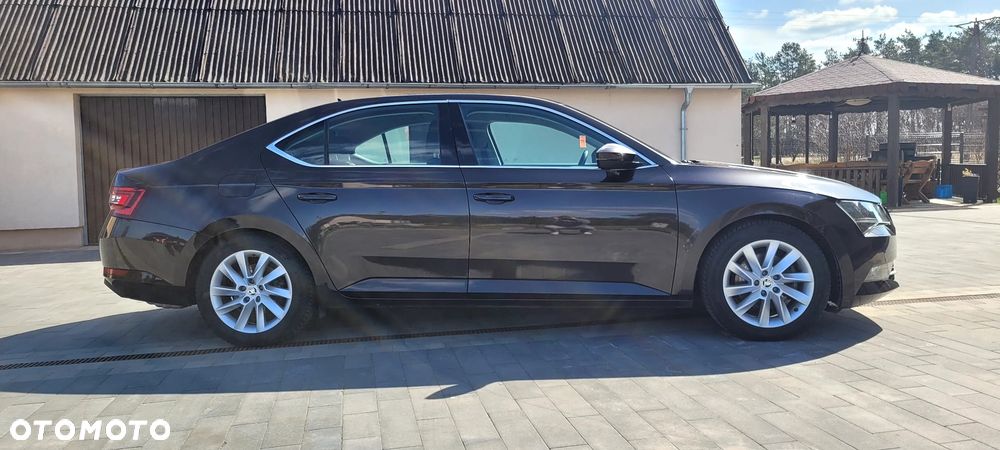 Skoda Superb 1.5 TSI ACT Ambition - 2