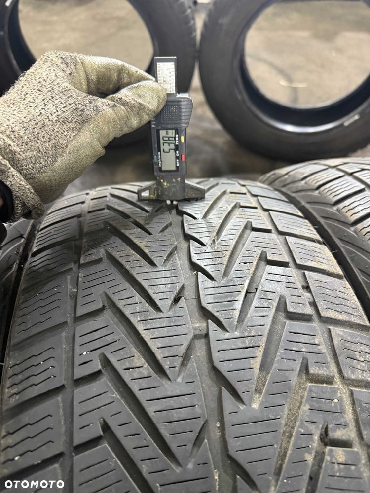 4x Opony Zimowe 255/40R19 VREDESTEIN WINTRAC XTREME Cena za 4szt - 4