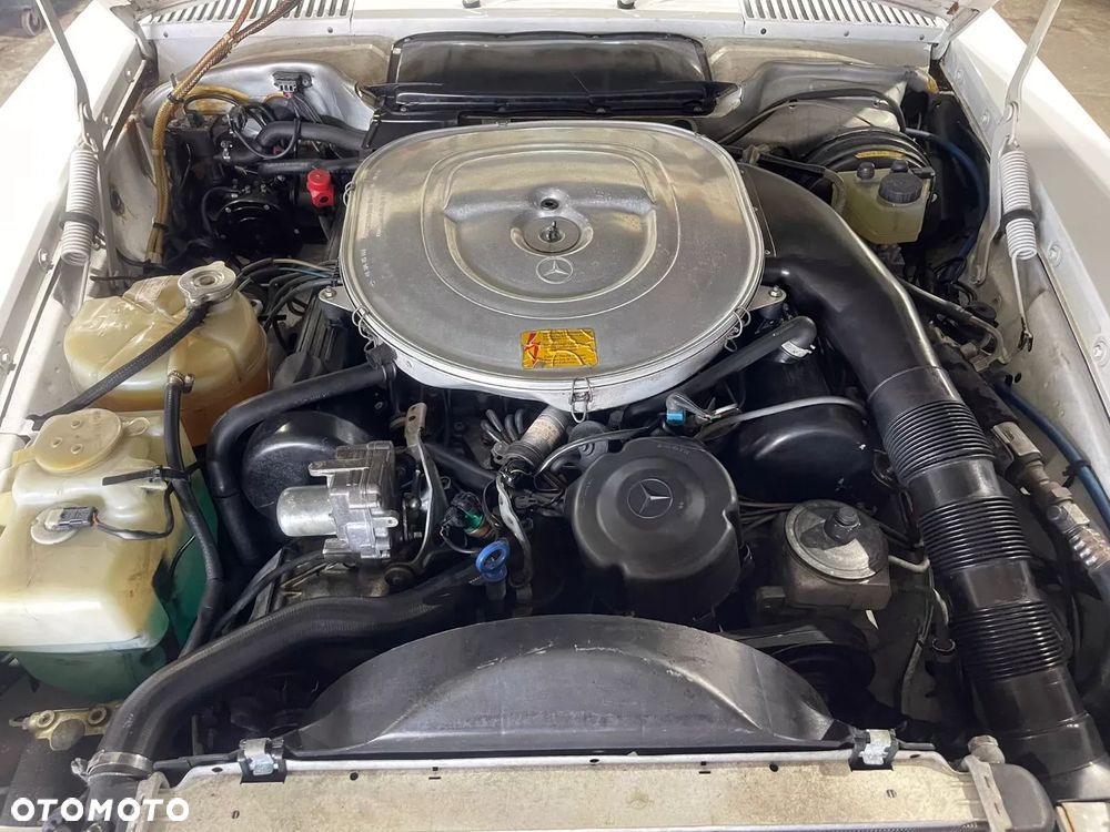 Mercedes-Benz SL - 24