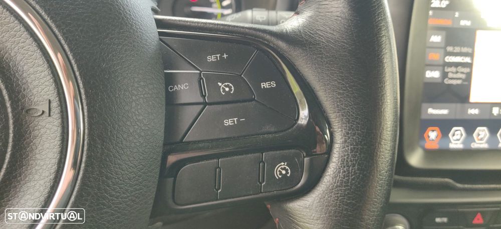 Jeep Renegade 1.3 TG Trailhawk - 30