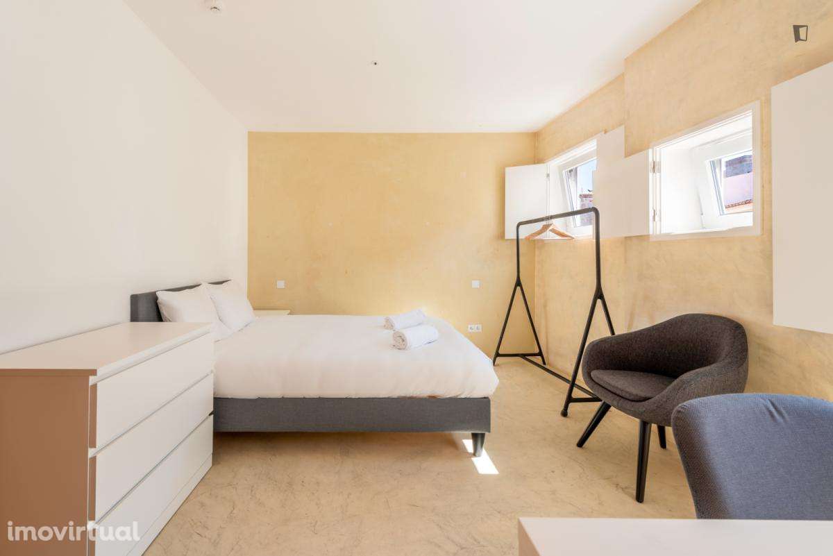 Quarto - localizado em São Bento Lisbon - Grande imagem: 2/12