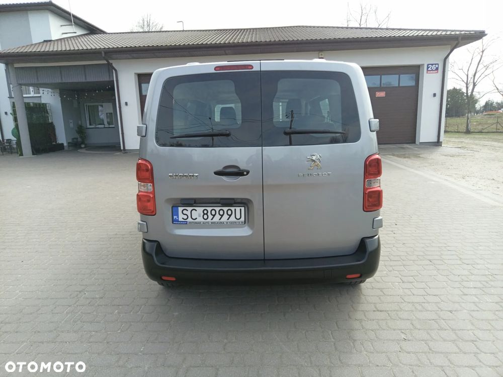 Peugeot Traveller 1.5 BlueHDi Long Business - 19