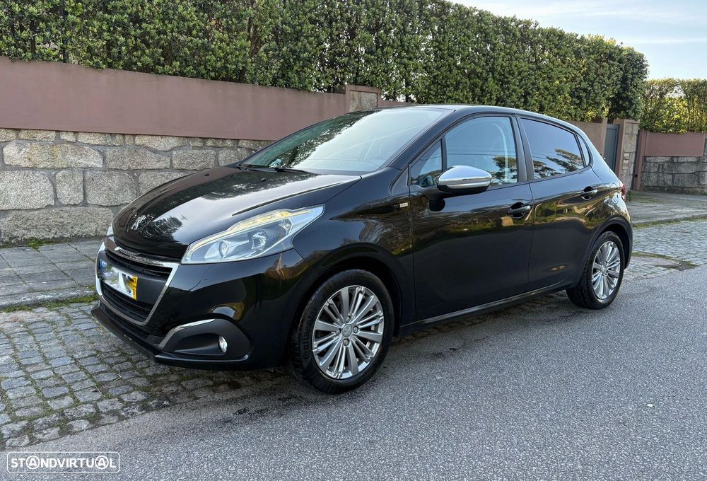 Peugeot 208 1.2 PureTech Style - 21