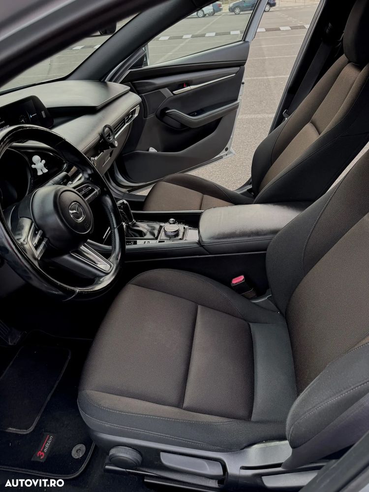 Mazda 3 - 9