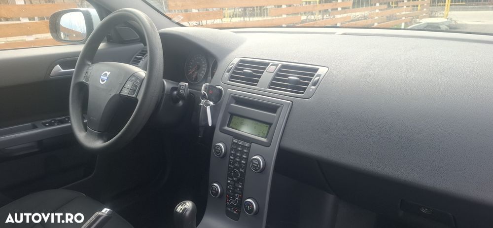 Volvo V50 1.6D DPF DRIVe - 4