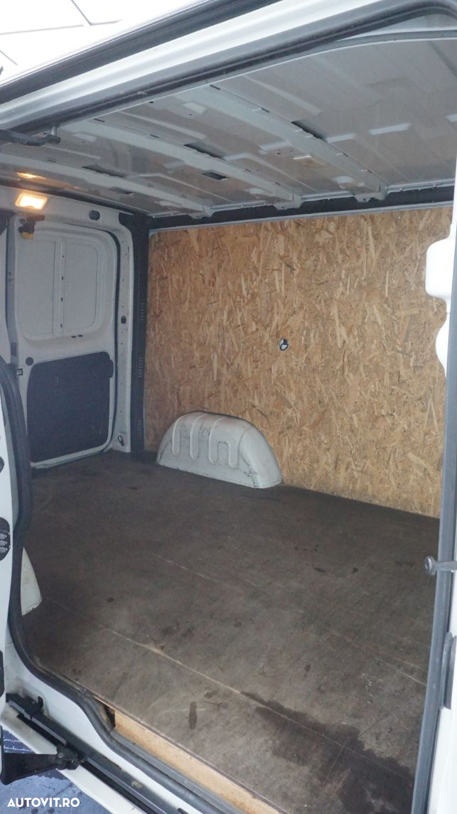 Renault trafic - 7