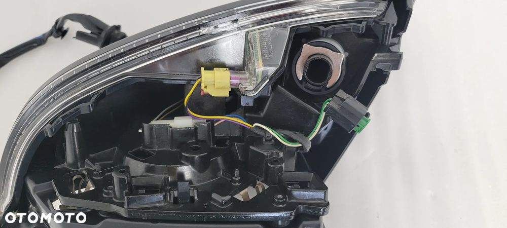 LUSTERKO LEWE AUDI Q7 4M1857410AK 10PIN - 9