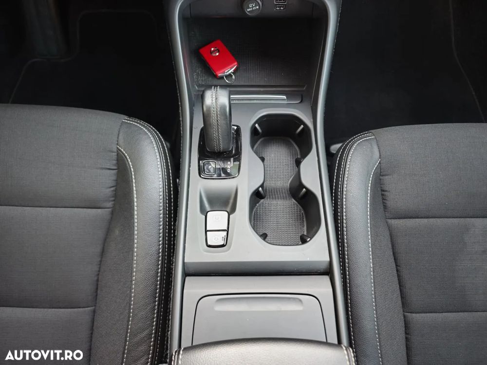 Volvo XC 40 D3 Base - 19