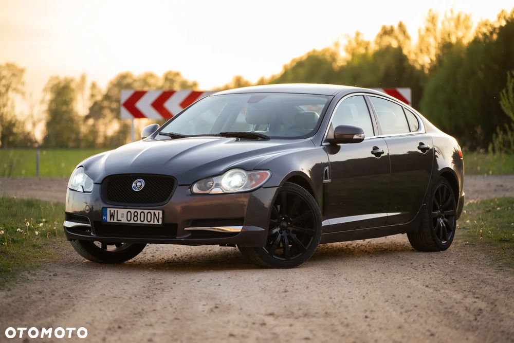 Jaguar XF 3.0 V6 Luxury - 17