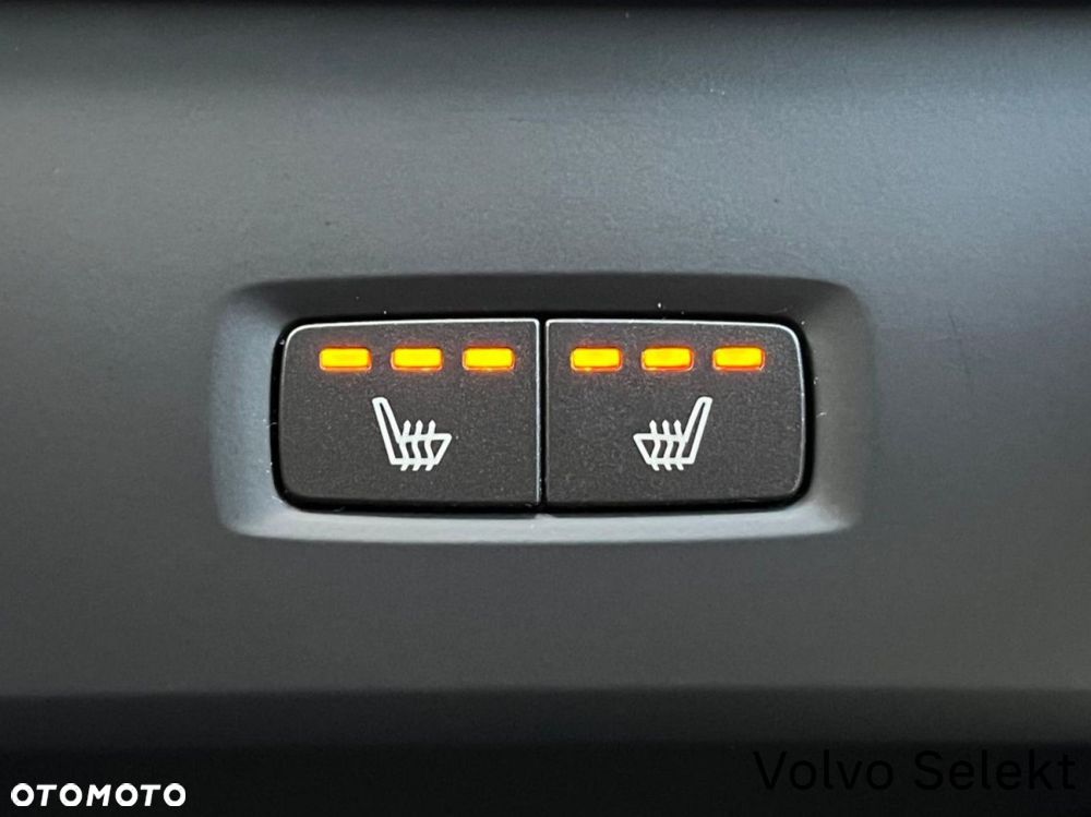 Volvo XC 60 - 32