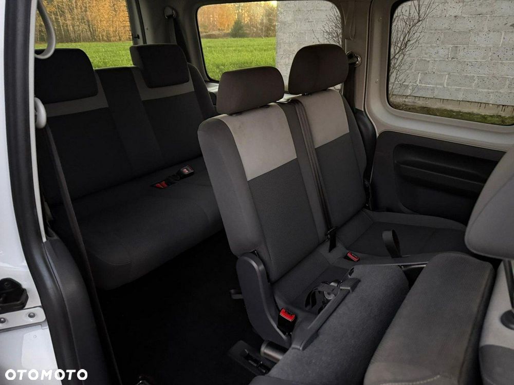 Volkswagen Caddy - 12