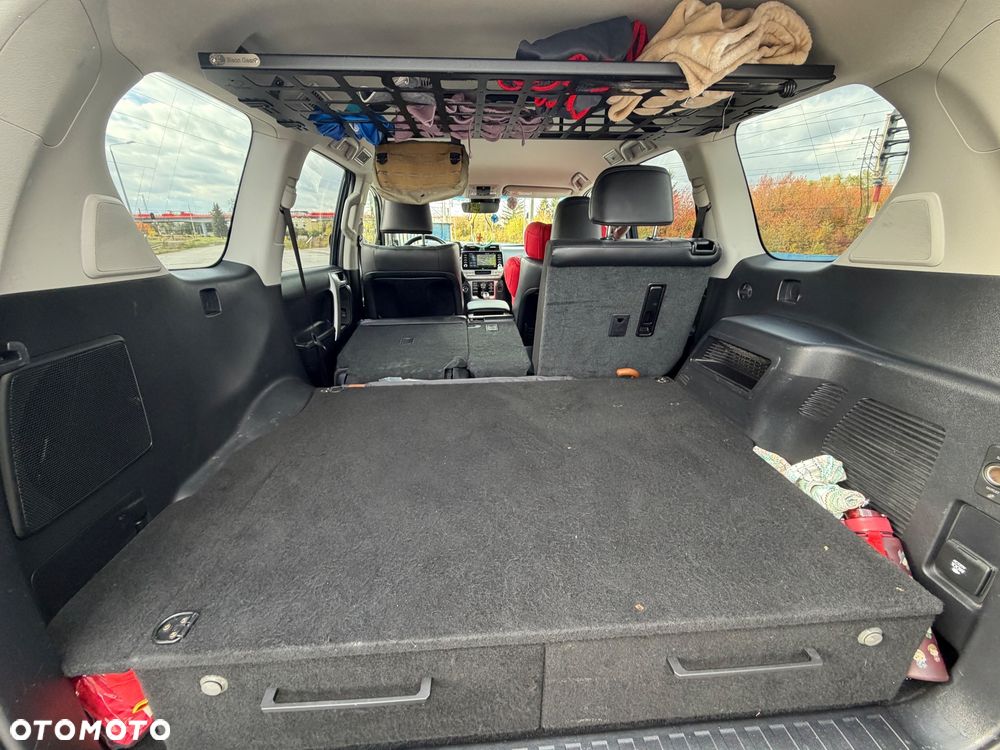 Toyota Land Cruiser - 13