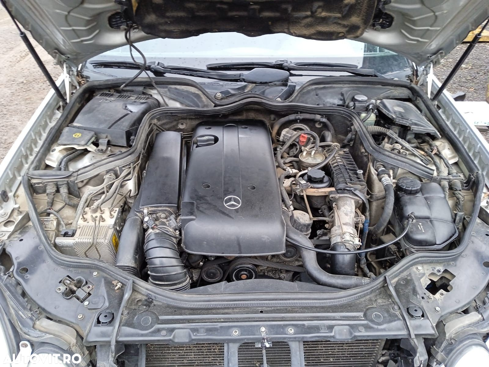 Dezmembrari  Mercedes-Benz E-CLASS (W211)  2002  > 2009 E 220 CDI (21 - 4