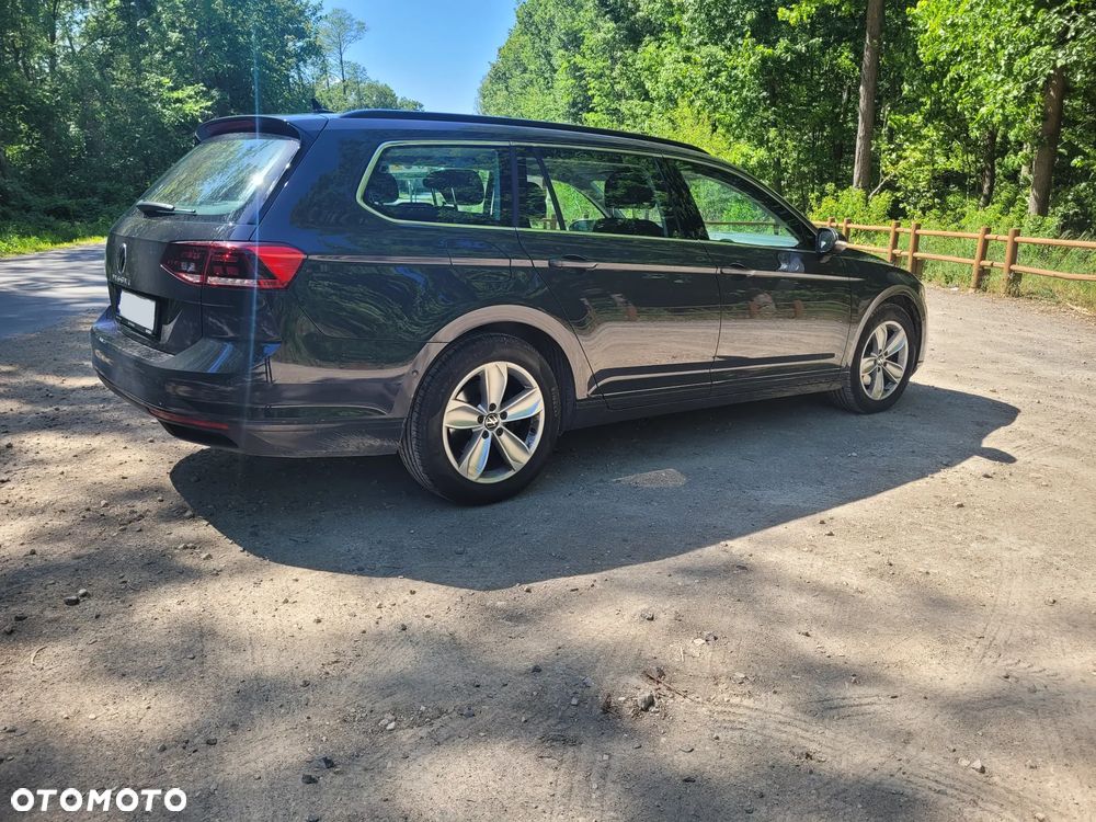 Volkswagen Passat 2.0 TDI Business DSG - 1