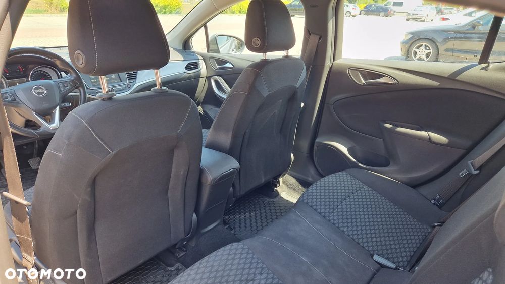 Opel Astra 1.4 Enjoy - 21