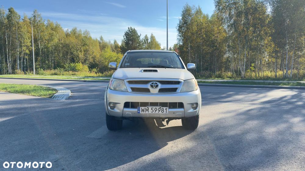 Toyota Hilux 3.0 D-4D Sol - 4