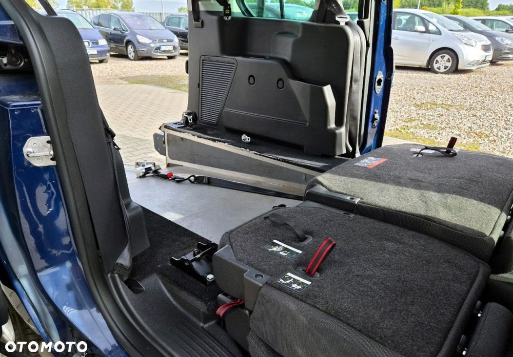 Ford Transit Connect - 27