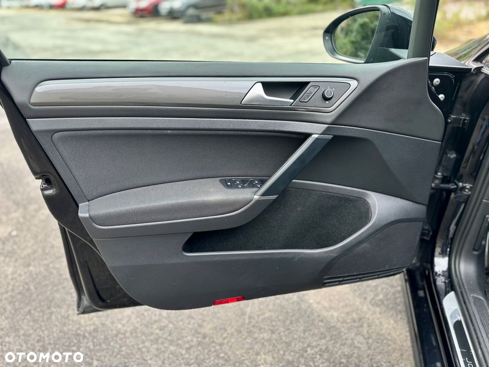 Volkswagen Golf VII 2.0 TDI BMT Highline DSG - 12