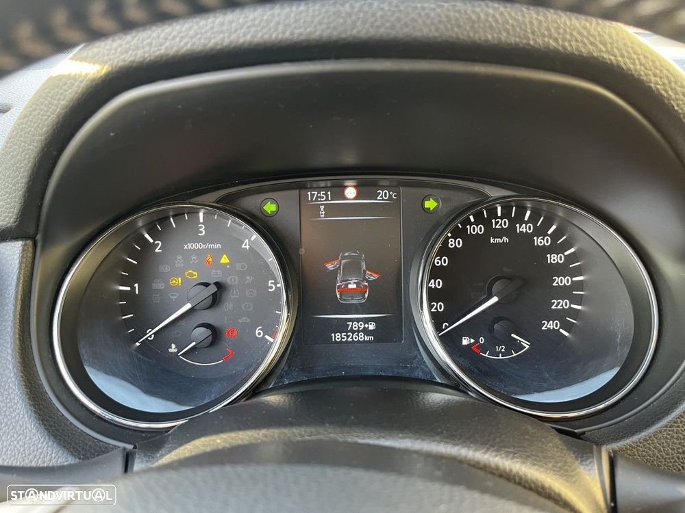 Nissan Qashqai 1.5 dCi N-Connecta 18 RS+PS - 11