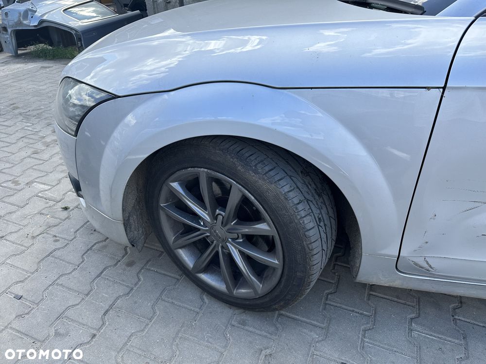 BŁOTNIKI PRZEDNIE l p AUDI TT 8J LX7W - 1