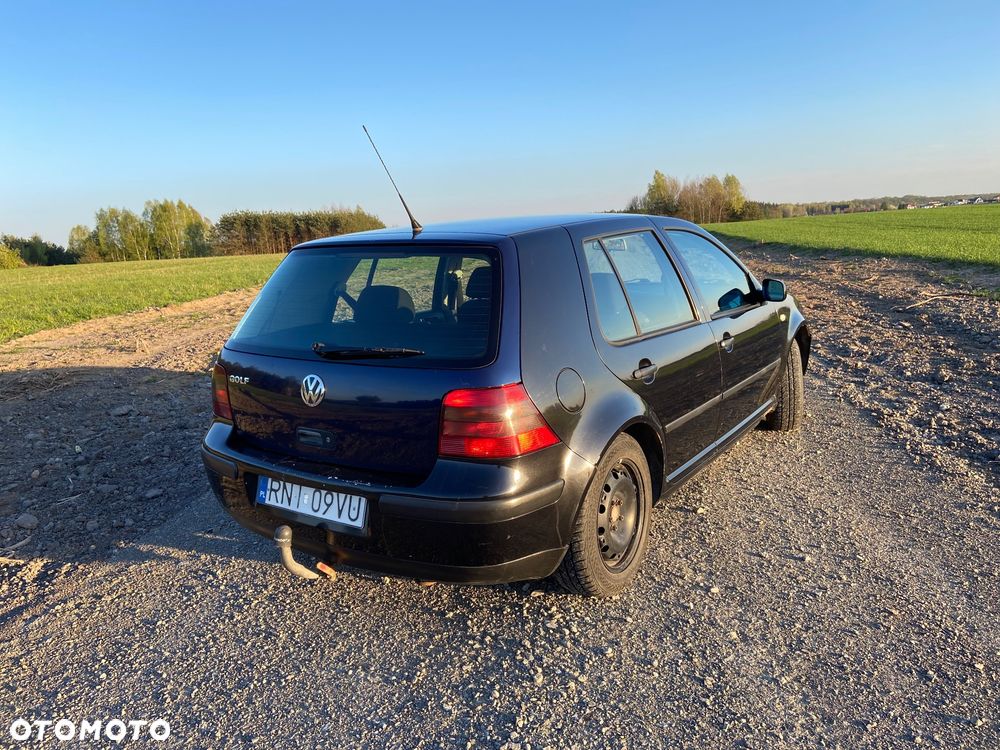 Volkswagen Golf 1.9 TDI - 3