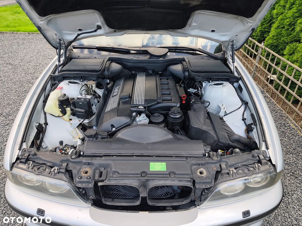 BMW Seria 5 - 8